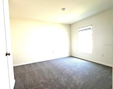 6527 Se 1st Loop - Photo Thumbnail 17