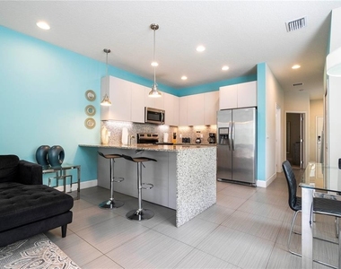 1637 Tranquil Avenue - Photo Thumbnail 5