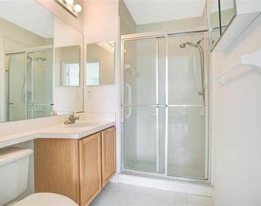 13324 Fairway Glen Drive - Photo Thumbnail 6