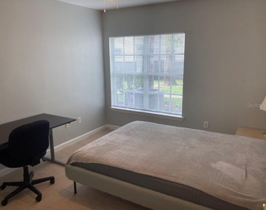 4352 S Kirkman Road - Photo Thumbnail 7