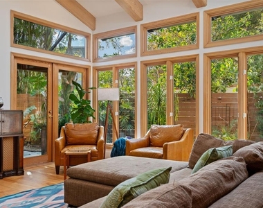 1760 Alabama Drive - Photo Thumbnail 9