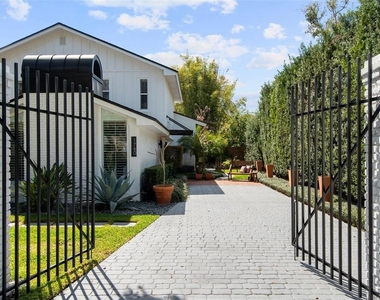 1760 Alabama Drive - Photo Thumbnail 1
