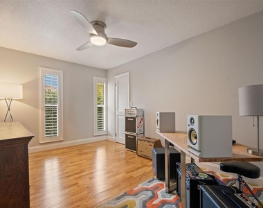 1760 Alabama Drive - Photo Thumbnail 37