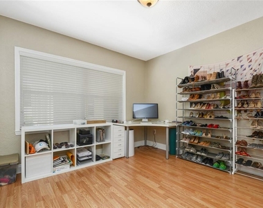 225 E New Hampshire Street - Photo Thumbnail 7