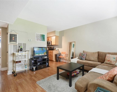 225 E New Hampshire Street - Photo Thumbnail 2