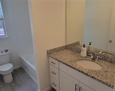 16167 Mangrove Road - Photo Thumbnail 12