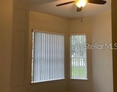 213 Lourdan Court - Photo Thumbnail 24