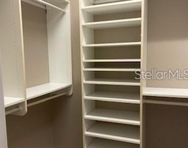 213 Lourdan Court - Photo Thumbnail 14