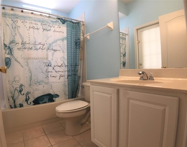 909 Arbormoor Place - Photo Thumbnail 18