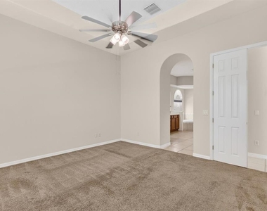 8506 Saint Marino Boulevard - Photo Thumbnail 15
