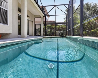 8506 Saint Marino Boulevard - Photo Thumbnail 51