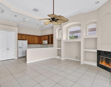8506 Saint Marino Boulevard - Photo Thumbnail 8