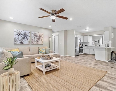 4904 19th Avenue W - Photo Thumbnail 1