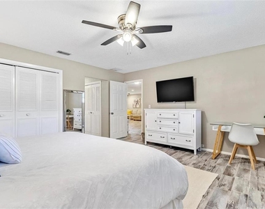 4904 19th Avenue W - Photo Thumbnail 13