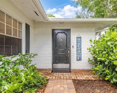 4904 19th Avenue W - Photo Thumbnail 5