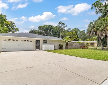 4904 19th Avenue W - Photo Thumbnail 26