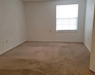 4023 Versailles Drive - Photo Thumbnail 14