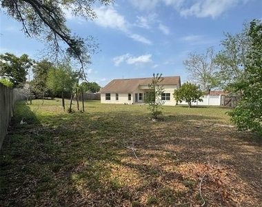 6724 Callie Road - Photo Thumbnail 22
