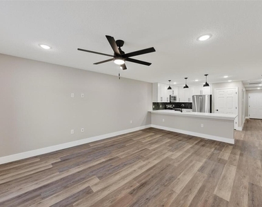 32629 Vista Avenue - Photo Thumbnail 8