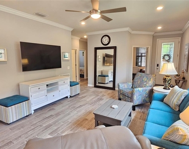 13858 Campoleone Street - Photo Thumbnail 9