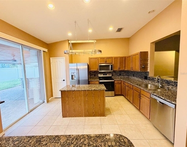 3227 Ogden Drive - Photo Thumbnail 2