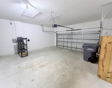 3227 Ogden Drive - Photo Thumbnail 19