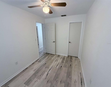 6125 Topher Trail - Photo Thumbnail 8