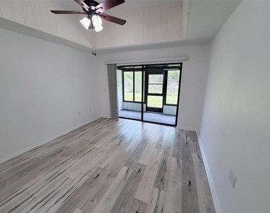 6125 Topher Trail - Photo Thumbnail 4