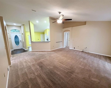 5967 Hillside Heights Drive - Photo Thumbnail 3