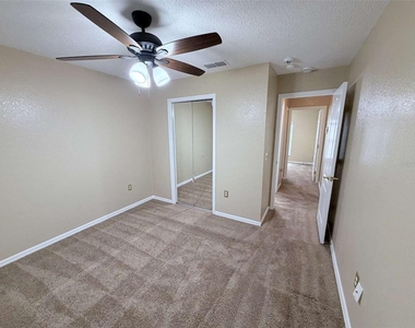 5967 Hillside Heights Drive - Photo Thumbnail 4