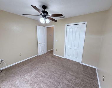 5967 Hillside Heights Drive - Photo Thumbnail 6