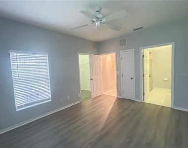 1202 Eagle Pond Drive - Photo Thumbnail 7