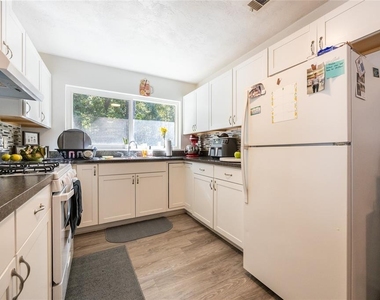 749 Nw 34th Street - Photo Thumbnail 15