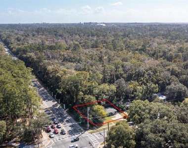 749 Nw 34th Street - Photo Thumbnail 4