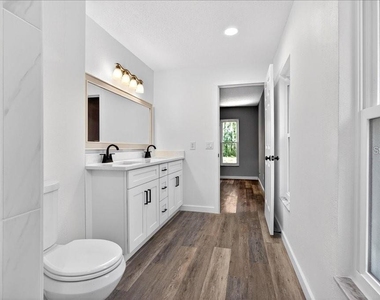 8 Blare Drive - Photo Thumbnail 18