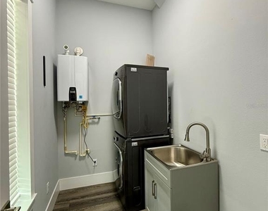 304 N 7th Street - Photo Thumbnail 24