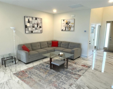 1501 Helene Avenue - Photo Thumbnail 4