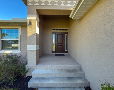 249 Rotonda Boulevard W - Photo Thumbnail 7