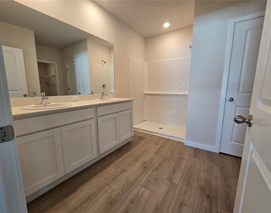 9489 Turtle Grass Circle - Photo Thumbnail 11