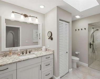 2521 W Marion Avenue - Photo Thumbnail 18