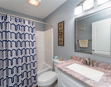 3241 Tropicaire Boulevard - Photo Thumbnail 6