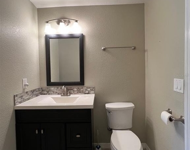 2634 Twinkle Avenue - Photo Thumbnail 16