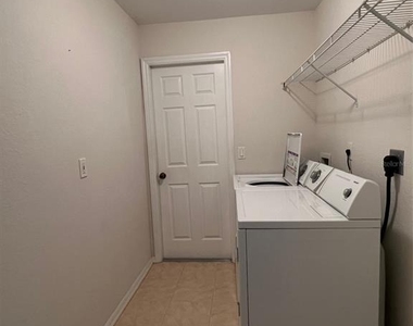 2634 Twinkle Avenue - Photo Thumbnail 19