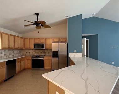 2634 Twinkle Avenue - Photo Thumbnail 7