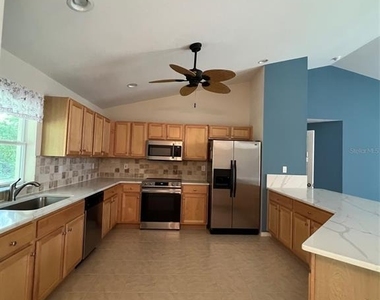 2634 Twinkle Avenue - Photo Thumbnail 6