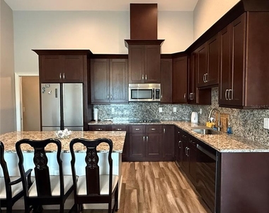 12201 Rosaro Avenue - Photo Thumbnail 3