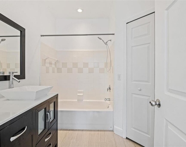 5571 Rosehill Road - Photo Thumbnail 23