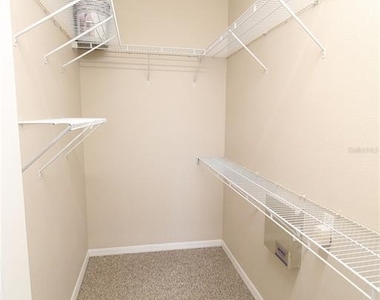 3474 Parkridge Circle - Photo Thumbnail 9