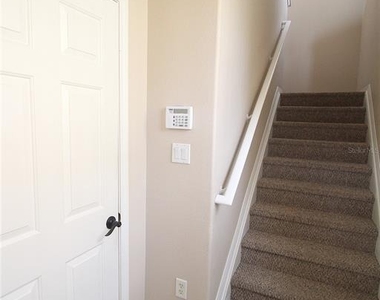 3474 Parkridge Circle - Photo Thumbnail 1