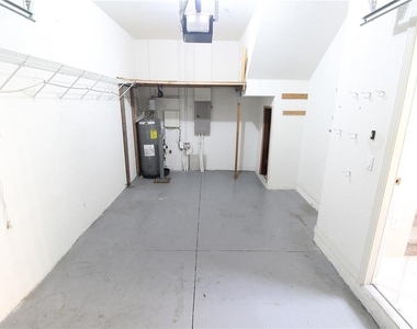 3474 Parkridge Circle - Photo Thumbnail 13